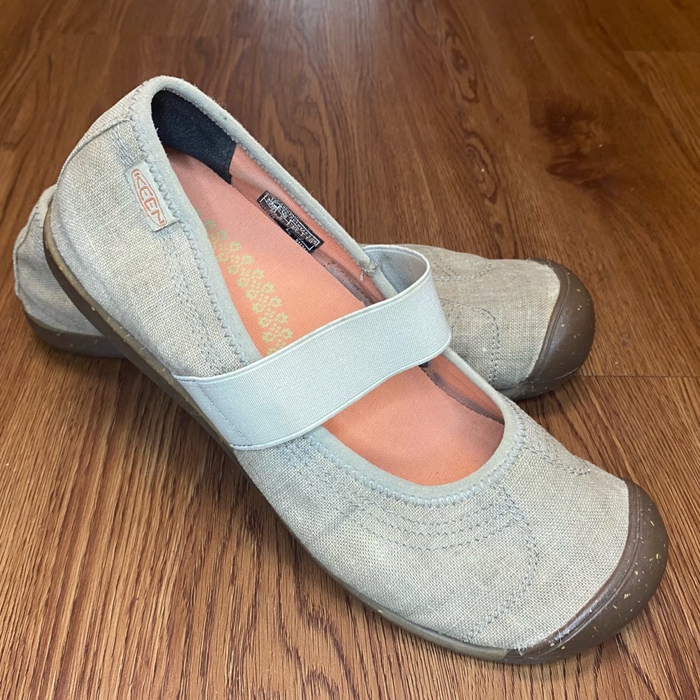 KEEN Sierra Mary Jane Canvas Khaki Slip On Shoes